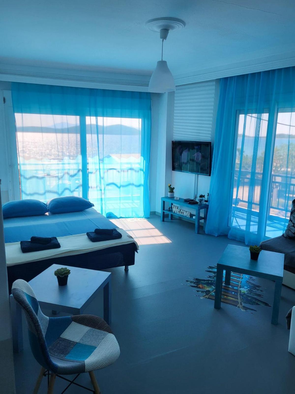 Néa Péramos Upper Deck Apt. 아파트 외부 사진
